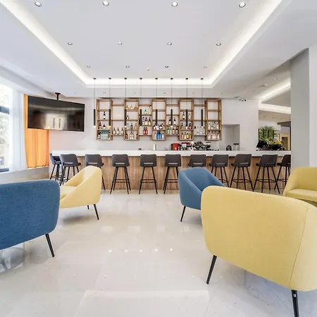Island Boutique 4*